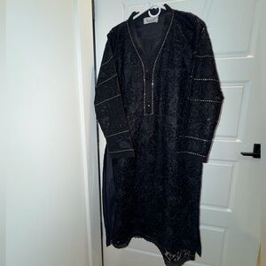 Serene Pakistani Shalwar Kameez